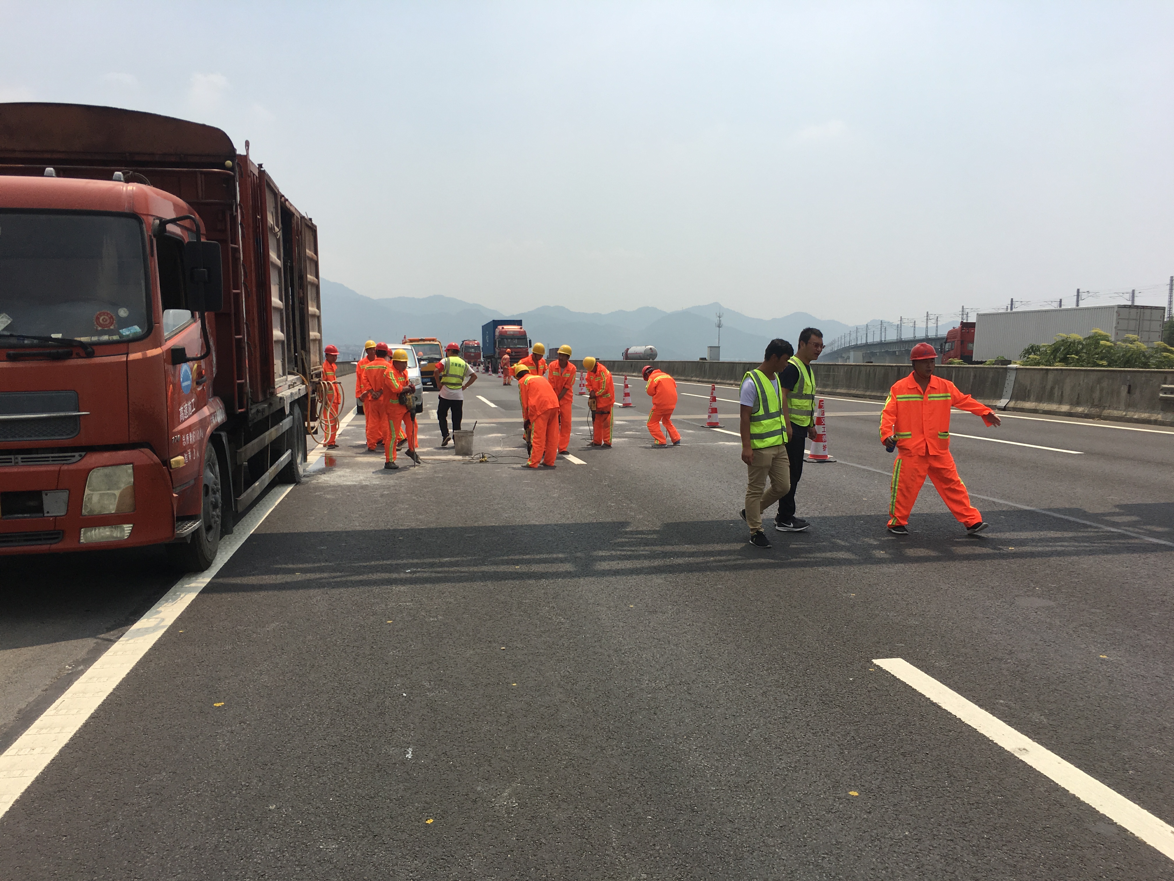 （养护技术）许平南高速公路路面更新改造工程
